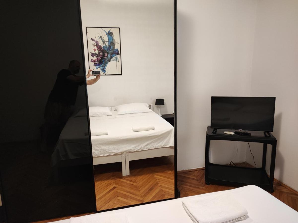 Private Accommodation Raspudic Split Exterior foto