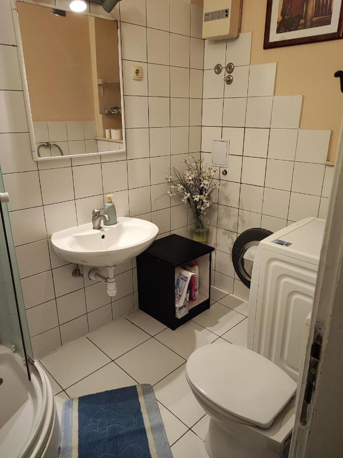 Private Accommodation Raspudic Split Exterior foto